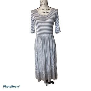 ❤️sinc White/Black Stripe Midi Dress (M)
